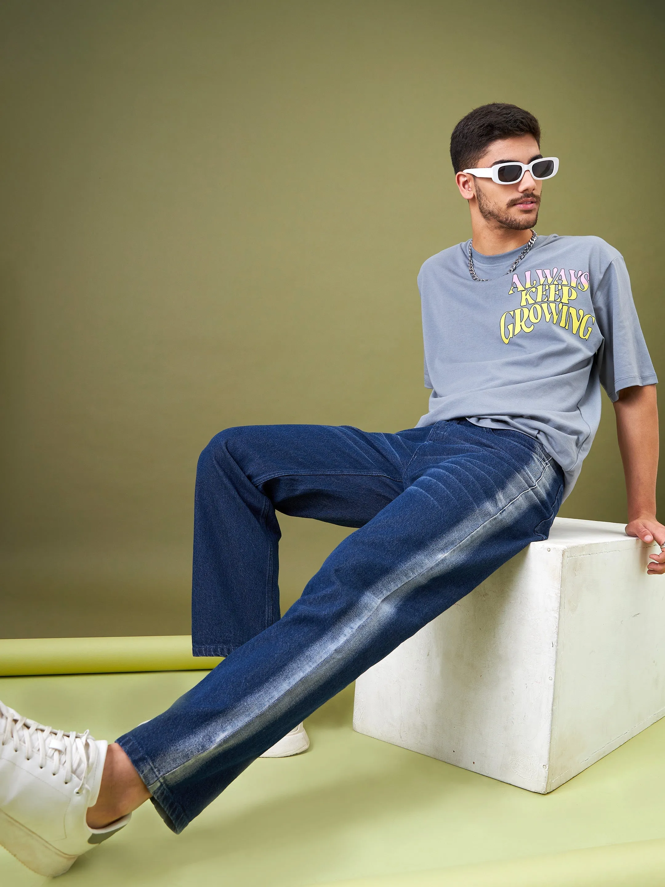 Men Blue Washed Relax Fit Jeans